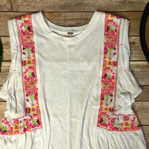 Free People Marcy White Pink Embroider Tank Top M - Picture 4 of 8